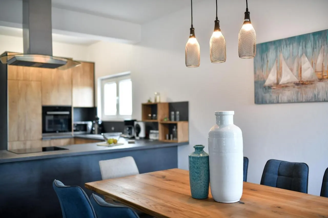 Villa Hedonist Debeljak 0*,