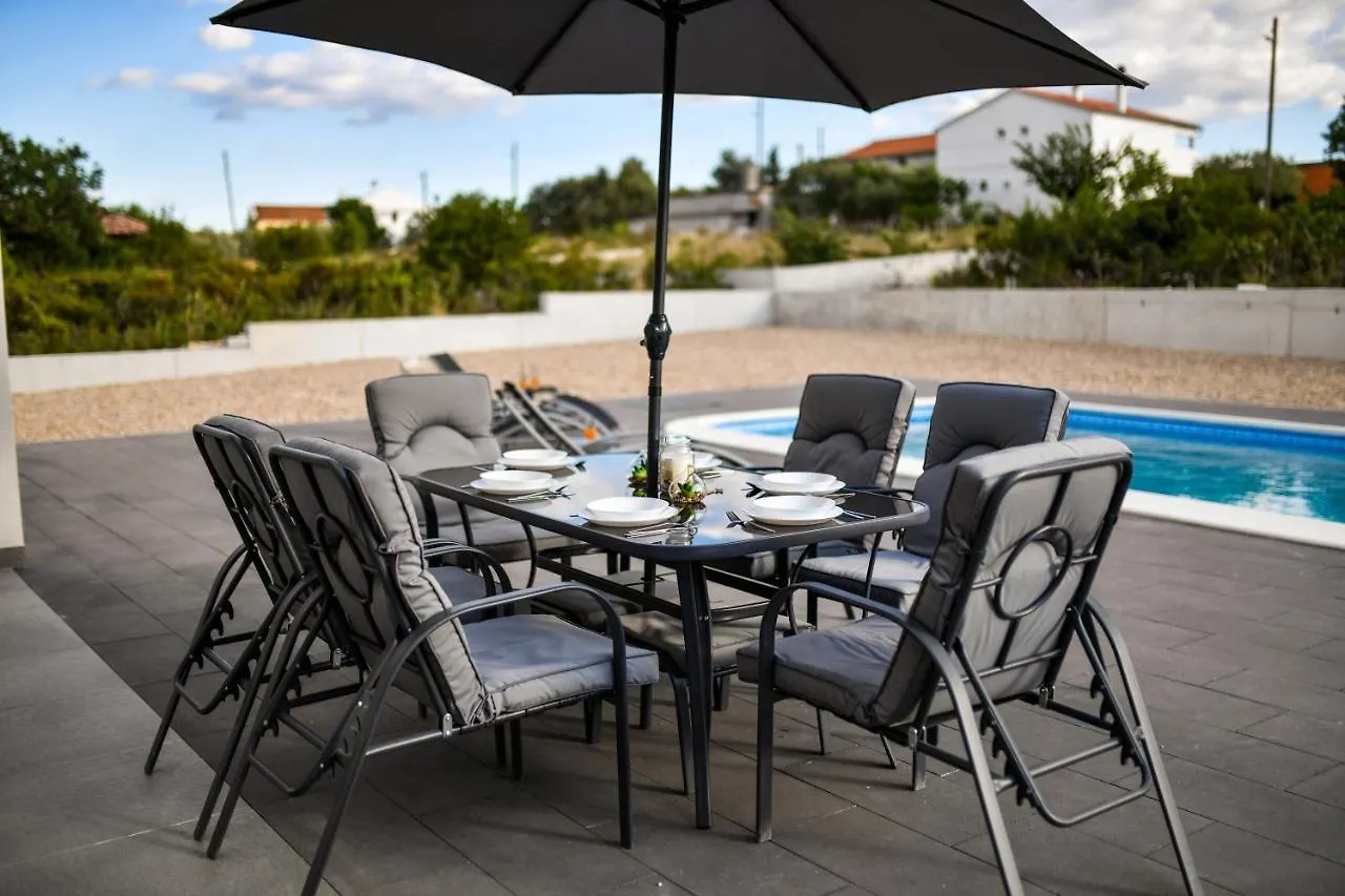 Villa Hedonist Debeljak 0*,  Kroatien