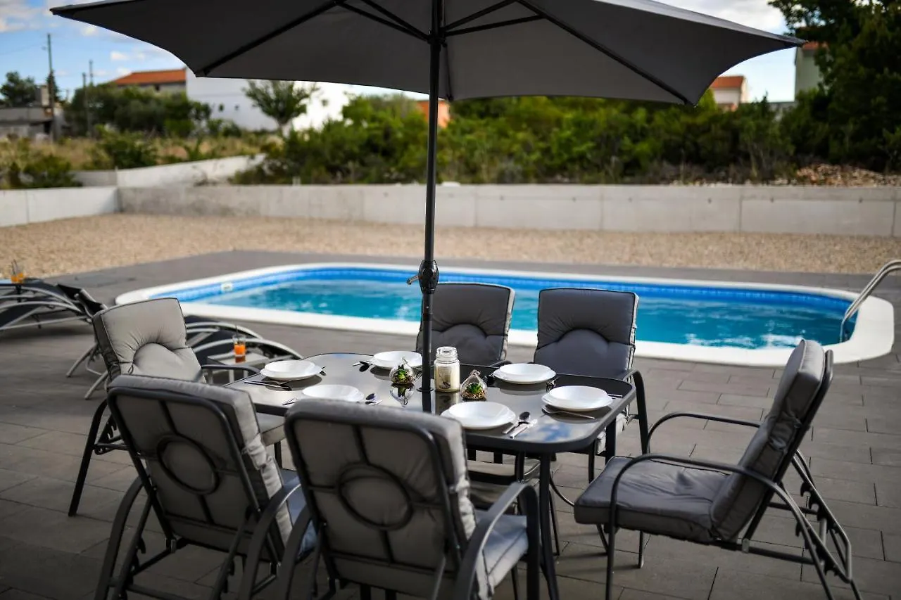 Villa Hedonist Debeljak